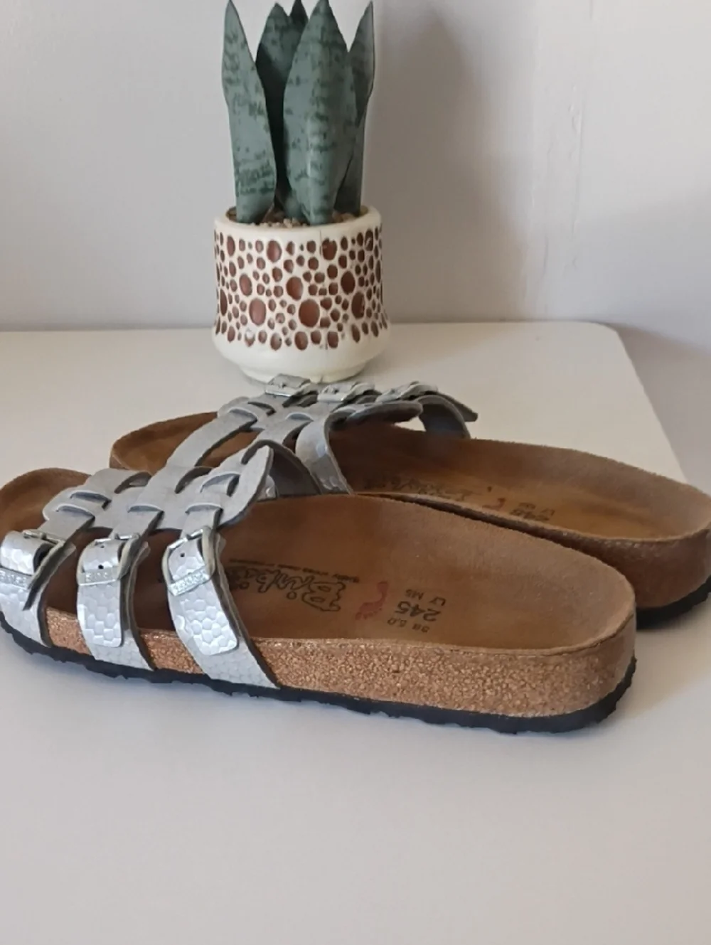Birkenstock Birkis Xenia 3-strap slides in silver. Size 38 7 womens